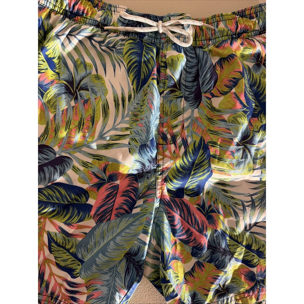 Goodfellow & Co Men's Size M Tropical Floral Swim Trunks Navy Blue Pink Leaf